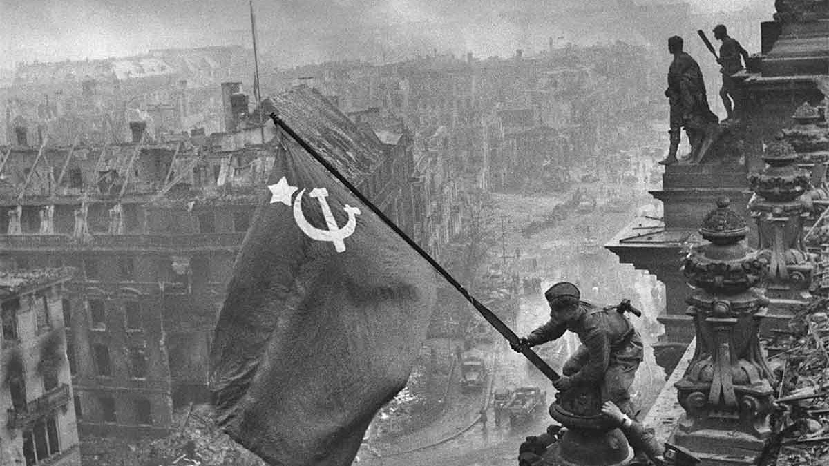 Raising a Flag over the Reichstag