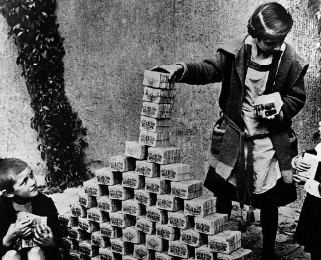 The Collapse of the Weimar Mark