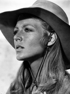 Joanna Pettet